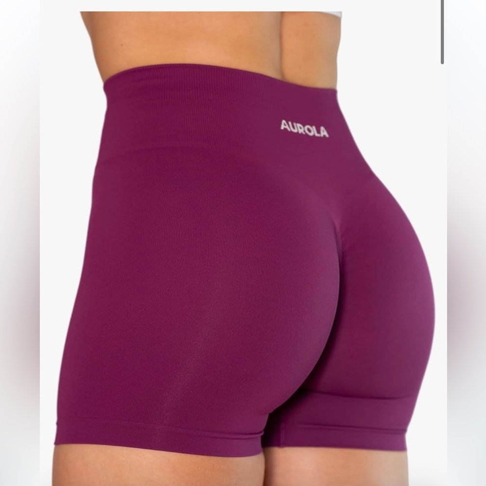 Aurola Shorts